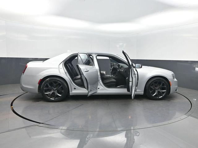 2021 Chrysler 300 300S