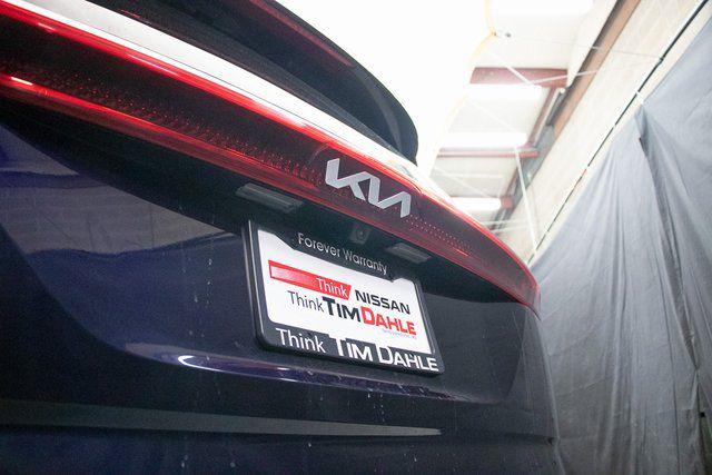 2024 Kia Carnival MPV LX Seat Package