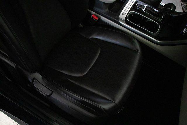 2024 Kia Carnival MPV LX Seat Package