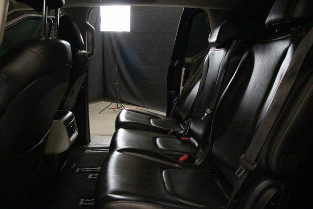 2024 Kia Carnival MPV LX Seat Package