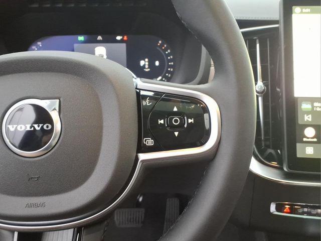 2026 Volvo XC90 Ultra, B6 AWD Gas (mild hybrid), Gasoline, Bright, 7 Seats