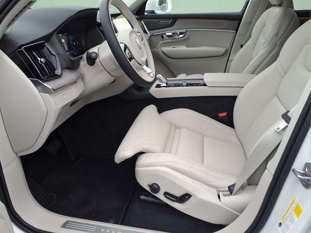 2026 Volvo XC90 Ultra, B6 AWD Gas (mild hybrid), Gasoline, Bright, 7 Seats