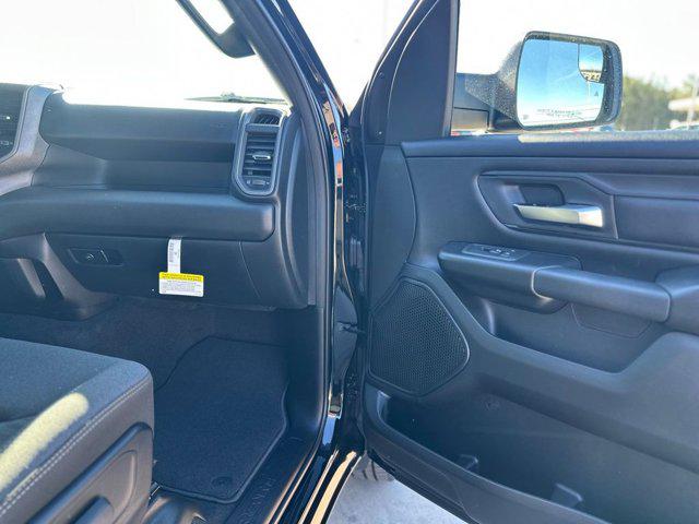 2026 Ram 1500 Tradesman Crew Cab 4x4 5'7" Box