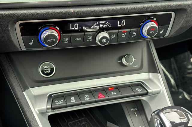 2025 Audi Q3 Premium 45 TFSI S line quattro Tiptronic