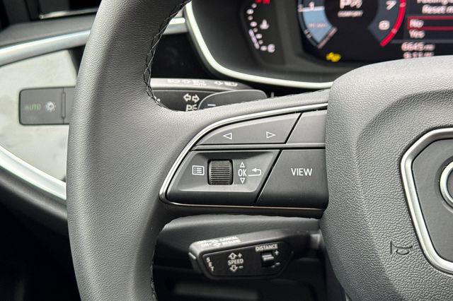 2025 Audi Q3 Premium 45 TFSI S line quattro Tiptronic