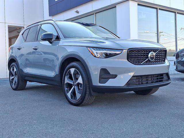 2026 Volvo XC40 Core, B5 AWD Gas (mild hybrid), Dark for sale in Allentown, PA