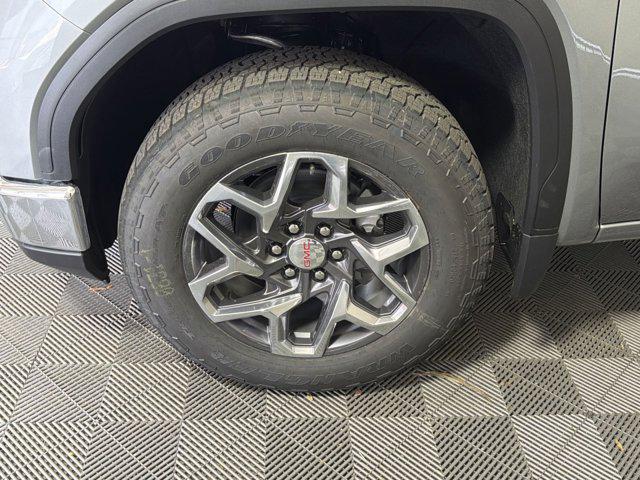 2026 GMC Sierra 1500 Crew Cab, Short Bed, SLE, 4WD