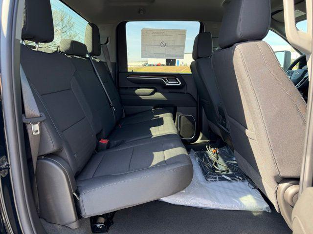 2026 Chevrolet Silverado 3500HD Crew Cab, Long Bed, LT Dual Rear Wheel, RWD