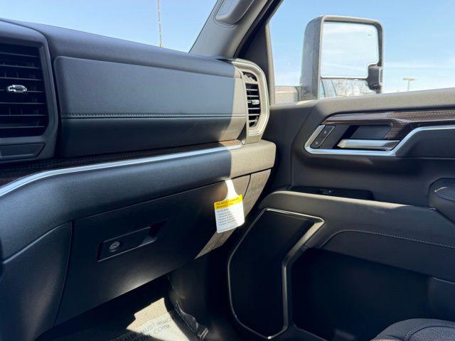 2026 Chevrolet Silverado 3500HD Crew Cab, Long Bed, LT Dual Rear Wheel, RWD