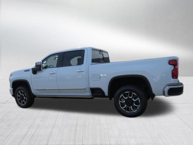 2026 Chevrolet Silverado 2500HD Crew Cab, Standard Bed, High Country, 4WD