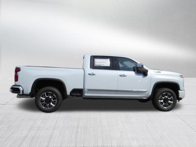 2026 Chevrolet Silverado 2500HD Crew Cab, Standard Bed, High Country, 4WD