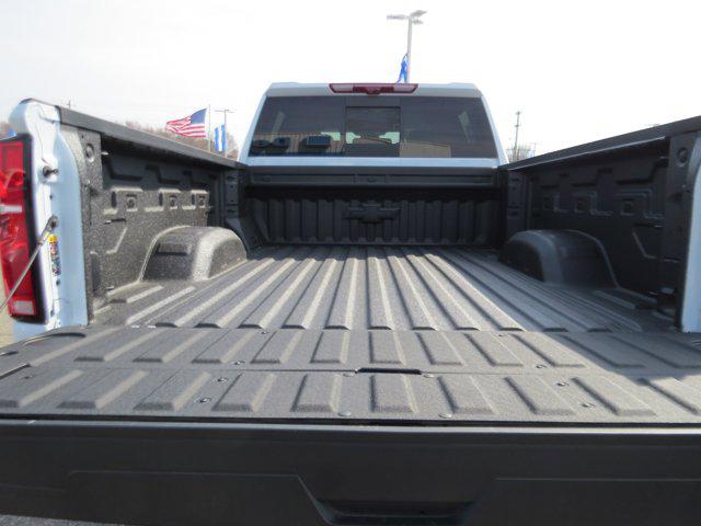 2026 Chevrolet Silverado 2500HD Crew Cab, Standard Bed, High Country, 4WD