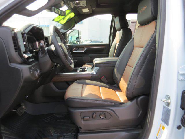 2026 Chevrolet Silverado 2500HD Crew Cab, Standard Bed, High Country, 4WD