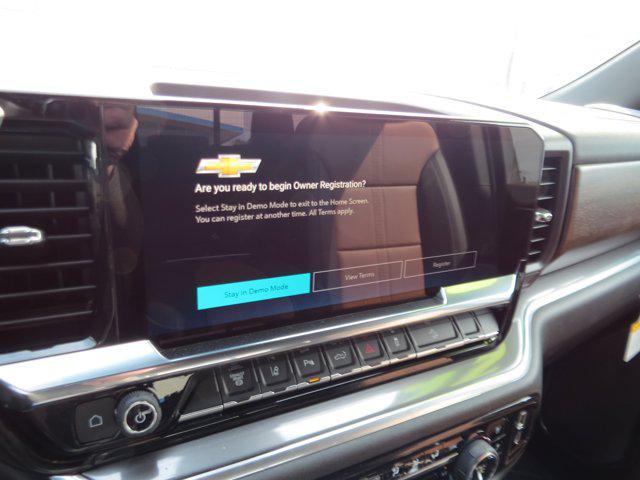 2026 Chevrolet Silverado 2500HD Crew Cab, Standard Bed, High Country, 4WD