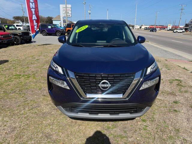 2023 Nissan Rogue SV FWD