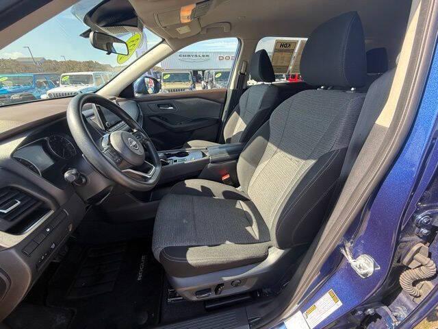 2023 Nissan Rogue SV FWD