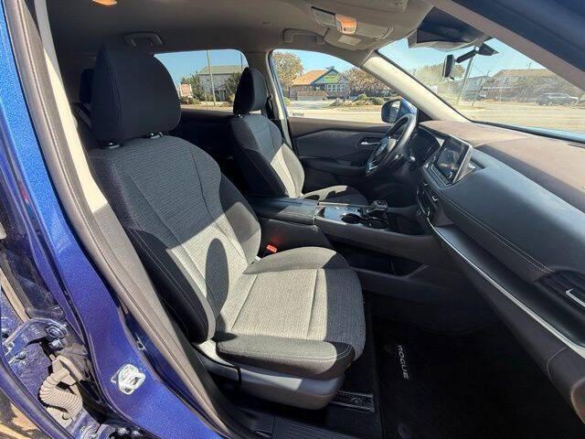 2023 Nissan Rogue SV FWD