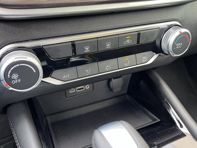 2023 Nissan Altima SV FWD