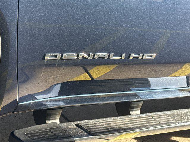 2022 GMC Sierra 3500HD 4WD Crew Cab Long Bed Denali