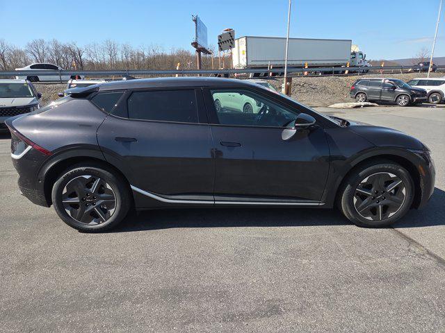 2025 Kia EV6 Light Long Range
