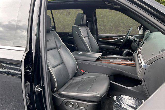2024 Cadillac Escalade ESV 4WD Premium Luxury