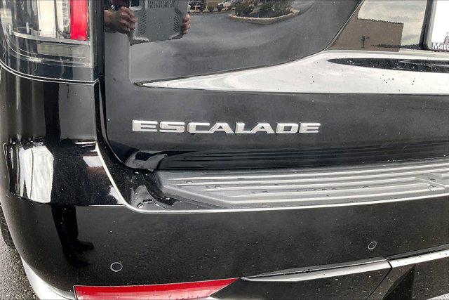 2024 Cadillac Escalade ESV 4WD Premium Luxury
