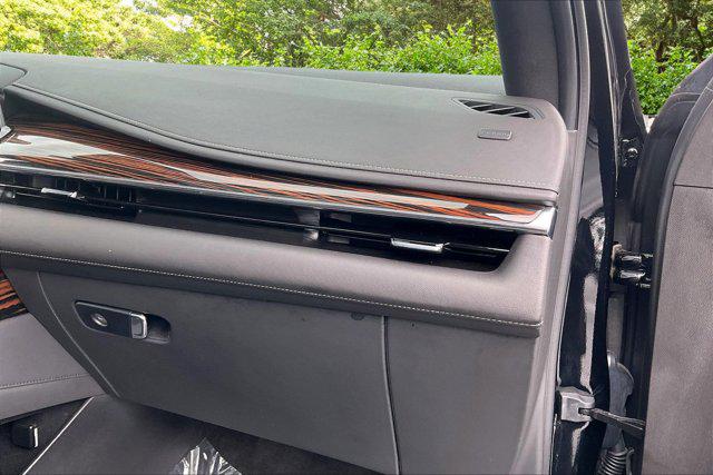 2024 Cadillac Escalade ESV 4WD Premium Luxury