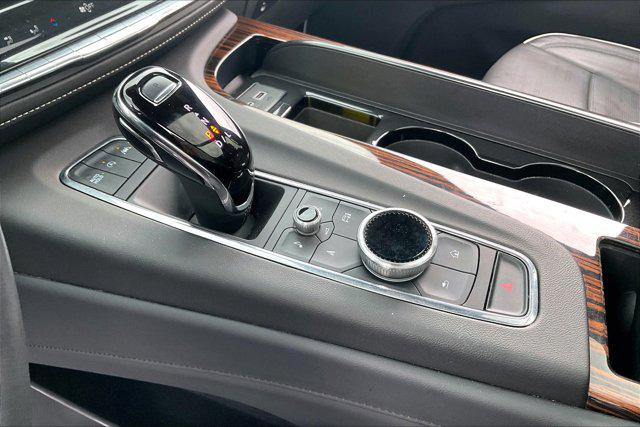 2024 Cadillac Escalade ESV 4WD Premium Luxury