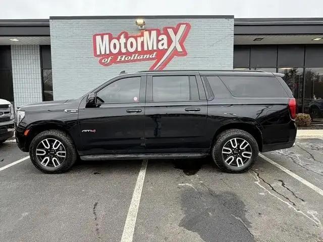 2022 GMC Yukon XL 4WD AT4 for sale in Holland, MI
