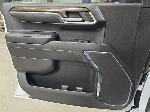 2023 Chevrolet Silverado 1500 4WD Crew Cab Standard Bed LT