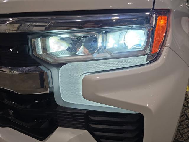 2023 Chevrolet Silverado 1500 4WD Crew Cab Standard Bed LT
