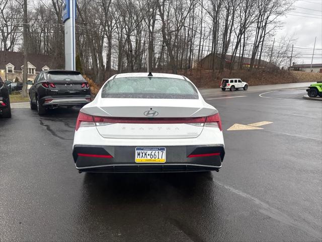 2025 Hyundai Elantra Limited