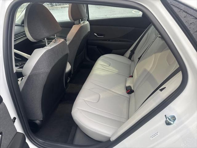 2025 Hyundai Elantra Limited