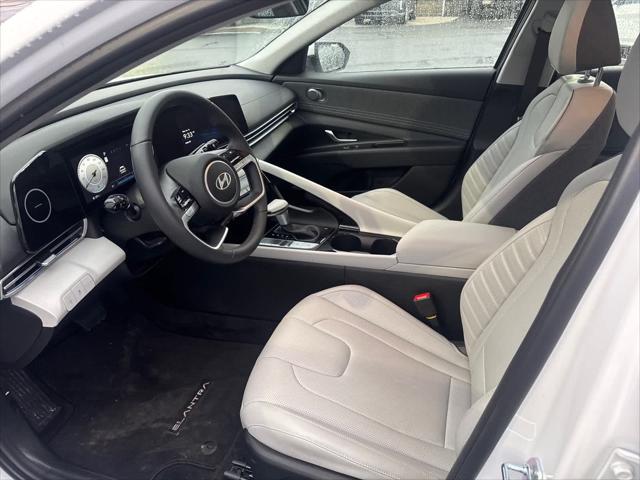 2025 Hyundai Elantra Limited