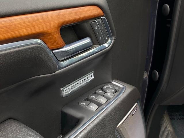 2022 GMC Sierra 1500 4WD Crew Cab Short Box Denali
