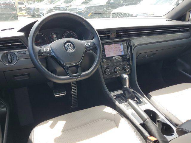 2021 Volkswagen Passat 2.0T R-Line