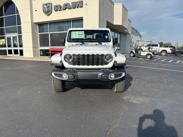 2026 Jeep Gladiator GLADIATOR SAHARA 4X4