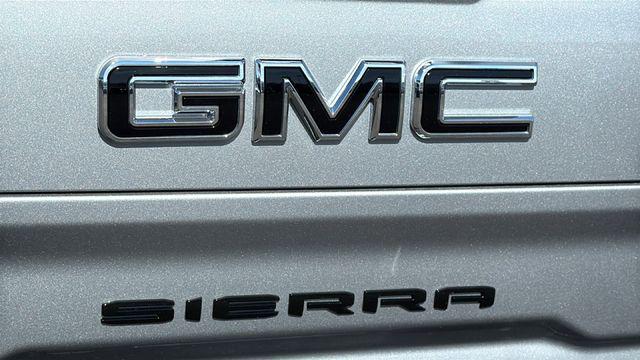 2026 GMC Sierra 1500 Crew Cab, Short Bed, AT4X, 4WD