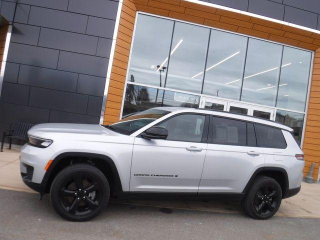 2023 Jeep Grand Cherokee L Altitude 4x4