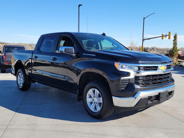 2025 Chevrolet Silverado 1500 4WD Crew Cab Standard Bed LT