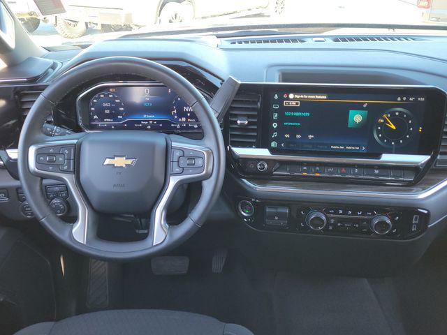 2025 Chevrolet Silverado 1500 4WD Crew Cab Standard Bed LT