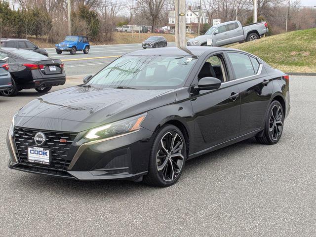 2023 Nissan Altima SR FWD