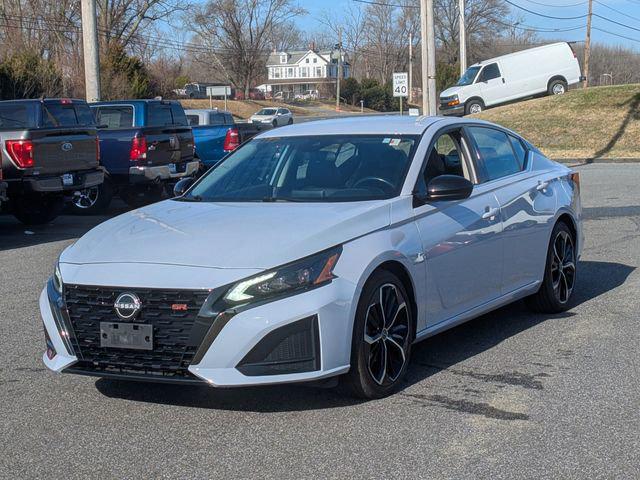 2023 Nissan Altima SR FWD