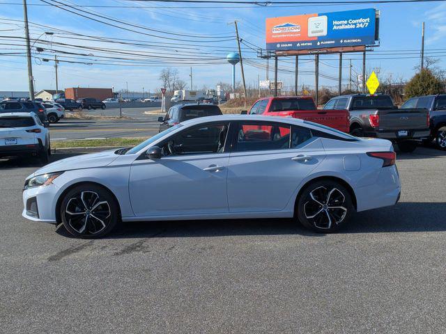 2023 Nissan Altima SR FWD