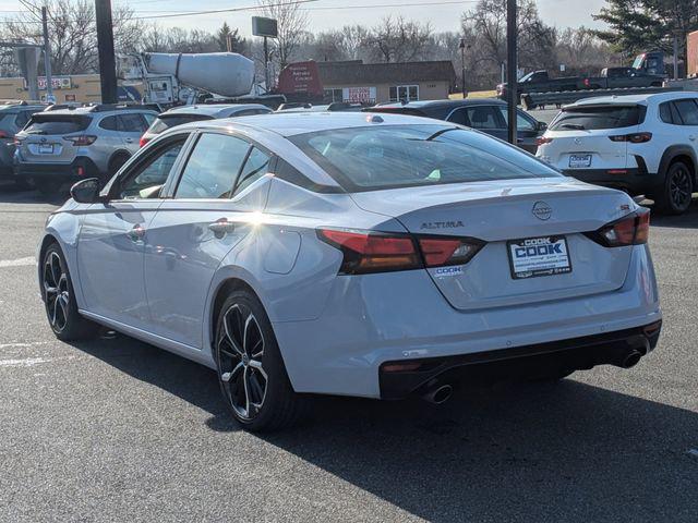 2023 Nissan Altima SR FWD