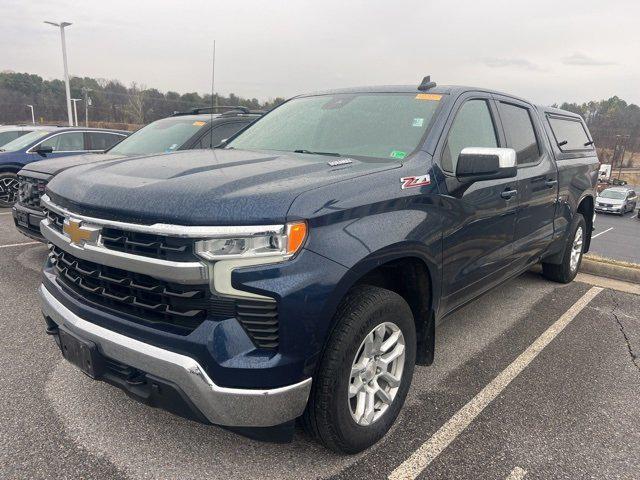 2022 Chevrolet Silverado 1500 4WD Crew Cab Standard Bed LT