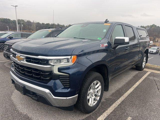 2022 Chevrolet Silverado 1500 4WD Crew Cab Standard Bed LT