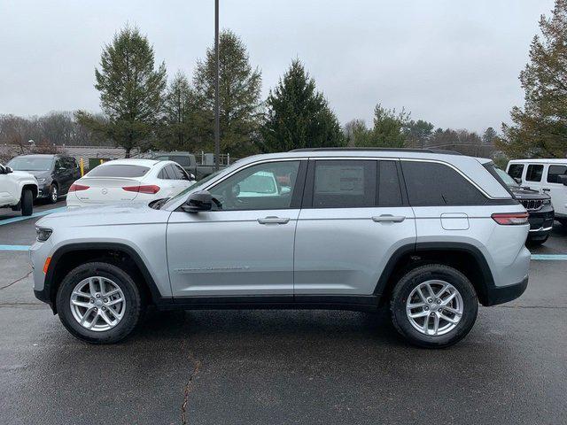 2026 Jeep Grand Cherokee GRAND CHEROKEE LAREDO X 4X4