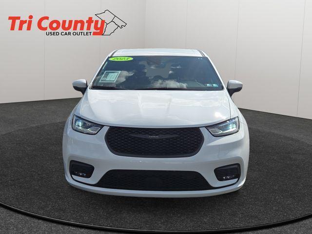 2023 Chrysler Pacifica Hybrid Touring L