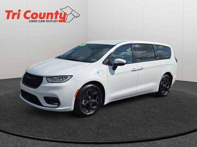 2023 Chrysler Pacifica Hybrid Touring L